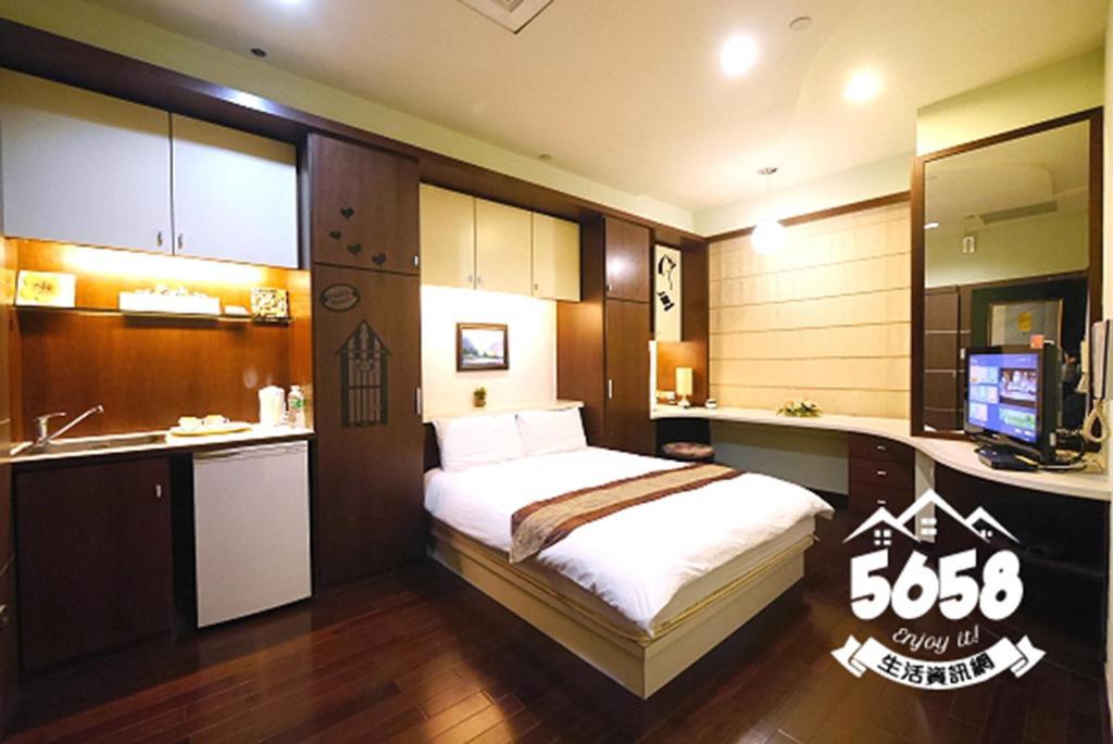 85 Happy Holiday Hotel Kaohsiung Exterior foto