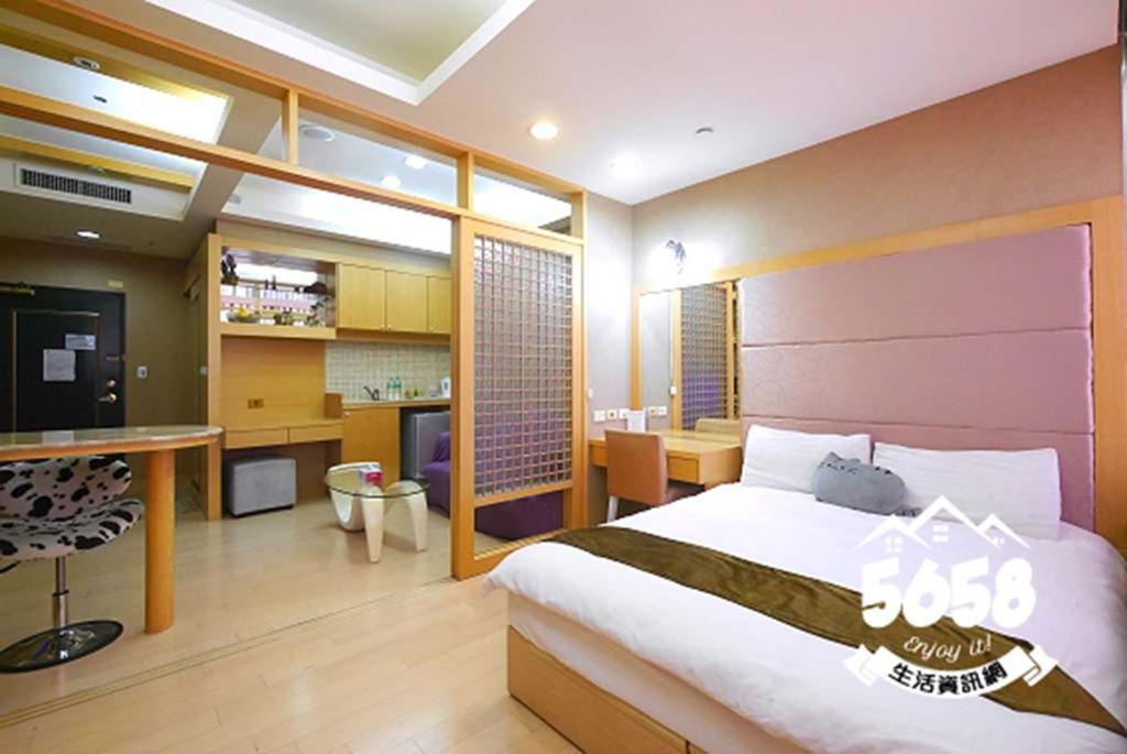 85 Happy Holiday Hotel Kaohsiung Exterior foto