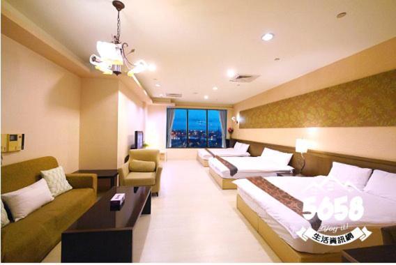 85 Happy Holiday Hotel Kaohsiung Exterior foto